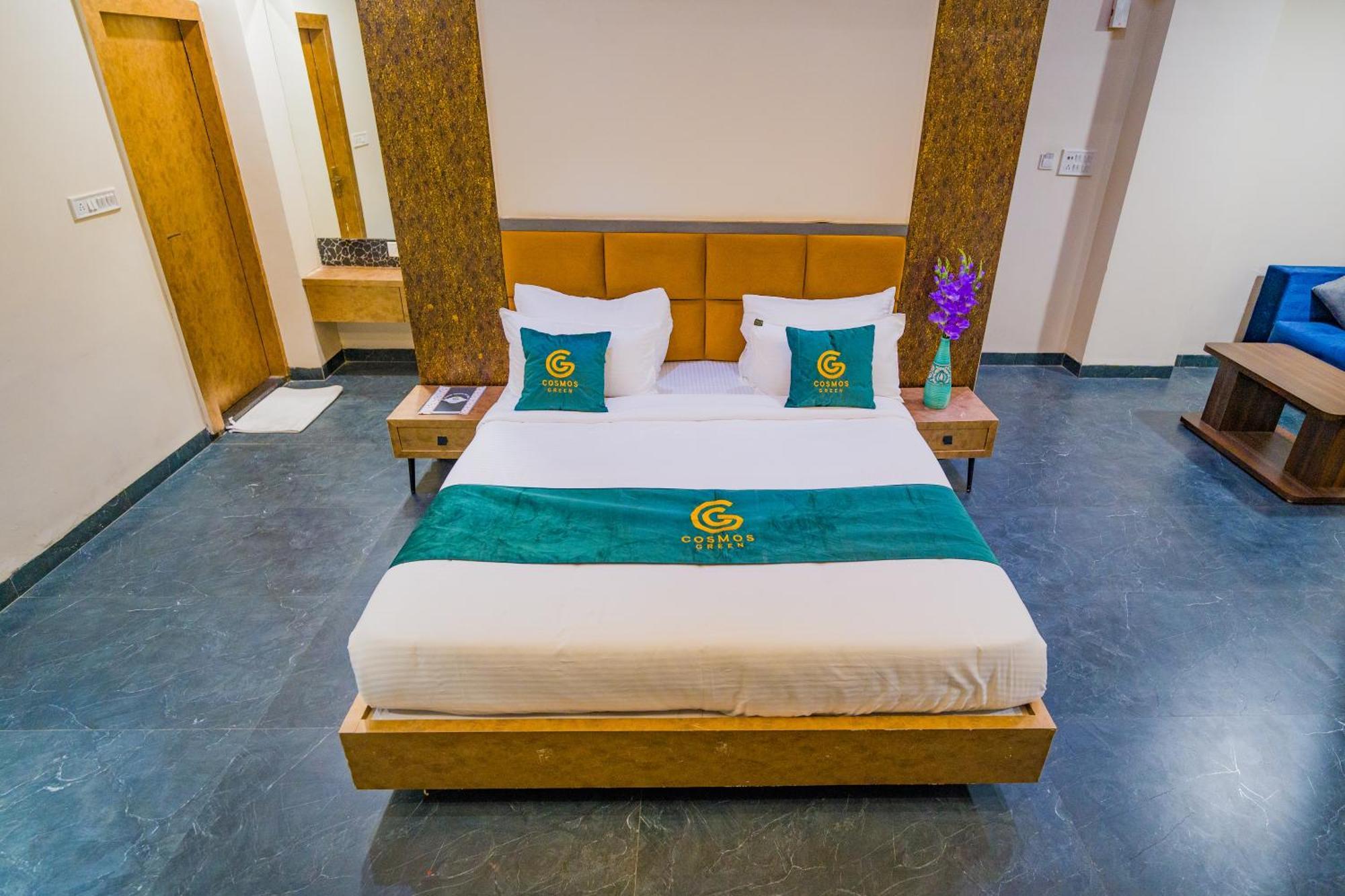 Hotel Kanha Shree By Cosmos Green Indore Dış mekan fotoğraf