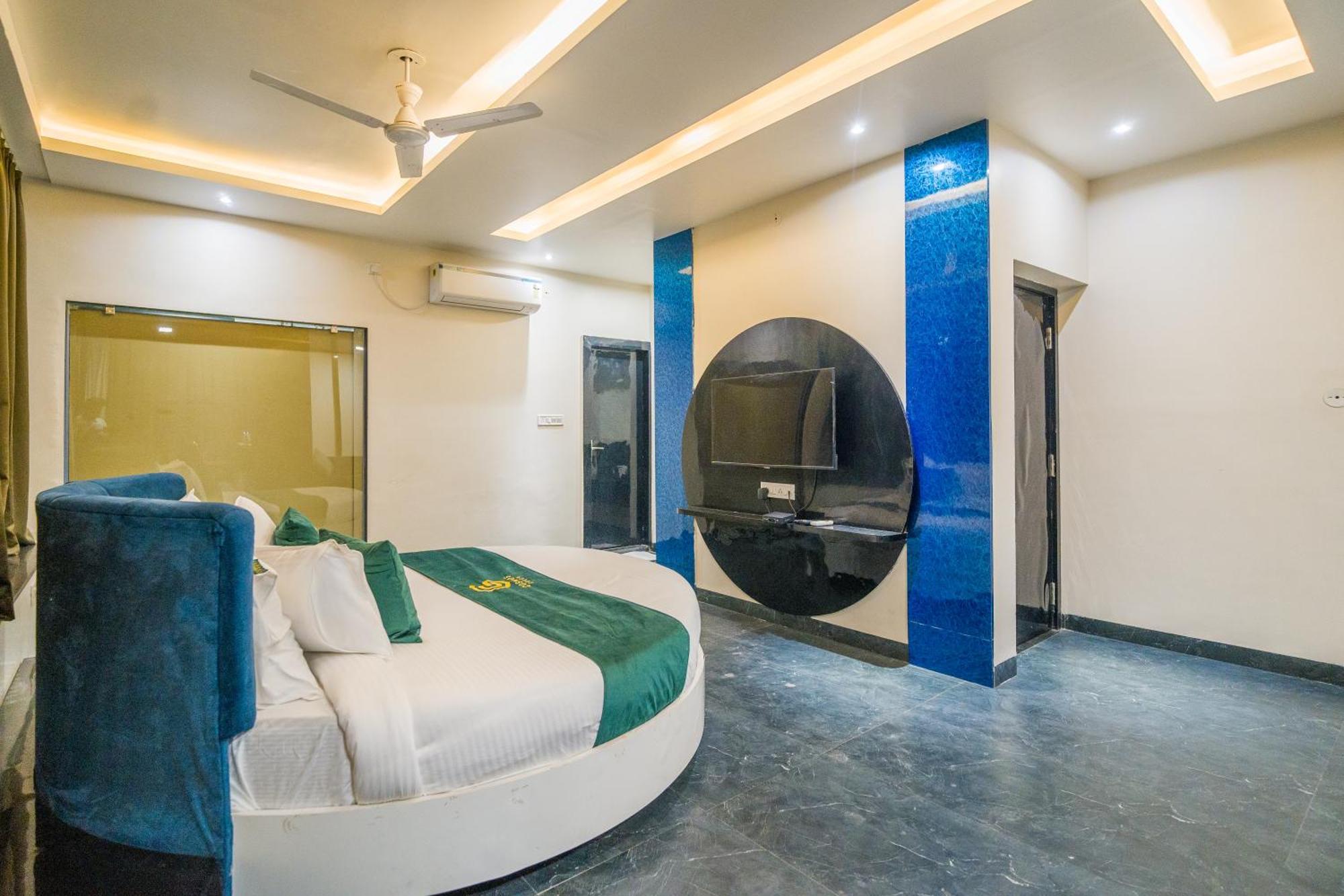 Hotel Kanha Shree By Cosmos Green Indore Oda fotoğraf
