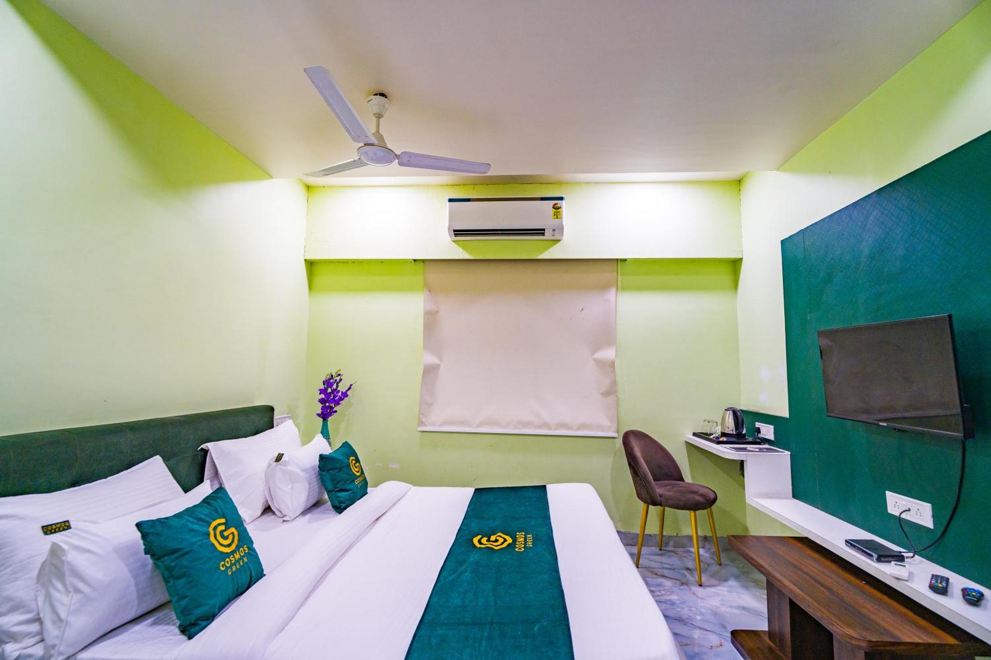 Hotel Kanha Shree By Cosmos Green Indore Oda fotoğraf