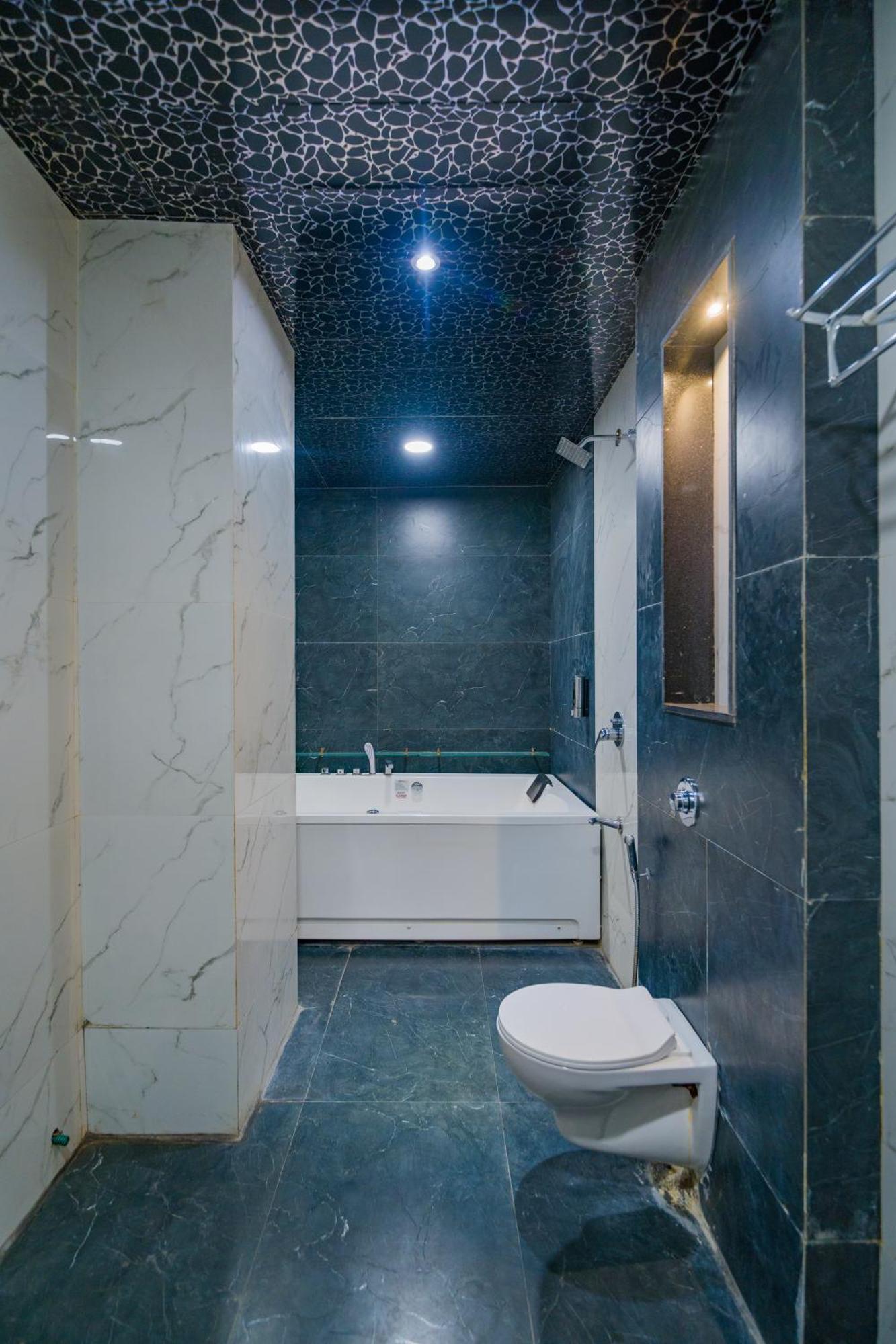 Hotel Kanha Shree By Cosmos Green Indore Oda fotoğraf