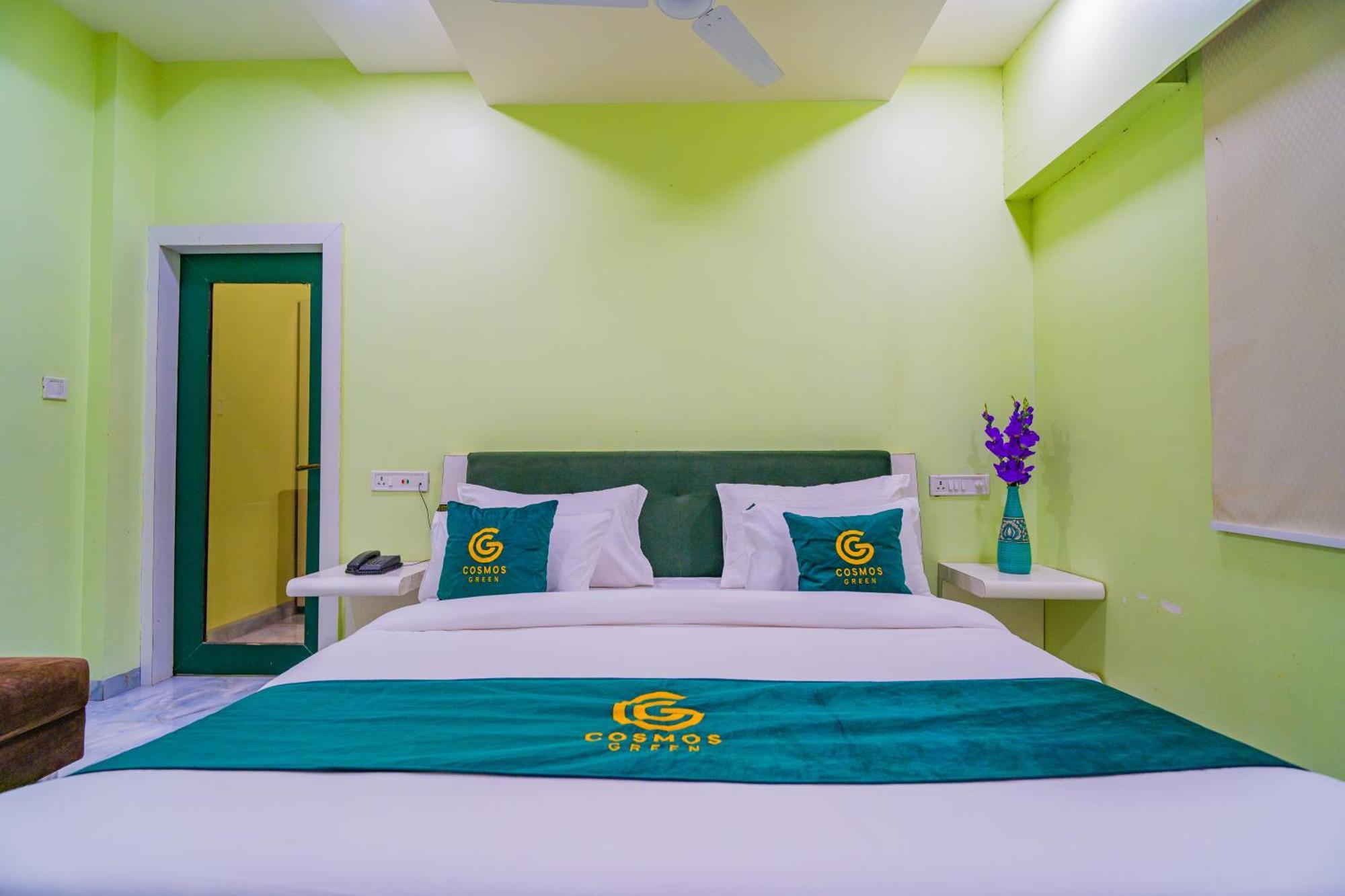 Hotel Kanha Shree By Cosmos Green Indore Oda fotoğraf